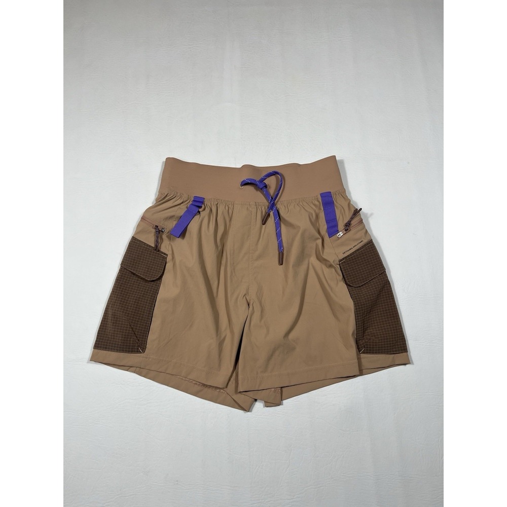 Lululemon Multi Pocket Cargo High Rise Hiking Shorts 6 Pink Clay